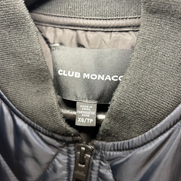 Club Monaco Navy Quilted Vest - Picture 2 of 3